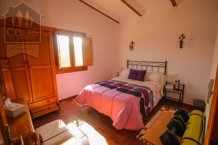 Image No.20-4 Bed Cortijo for sale