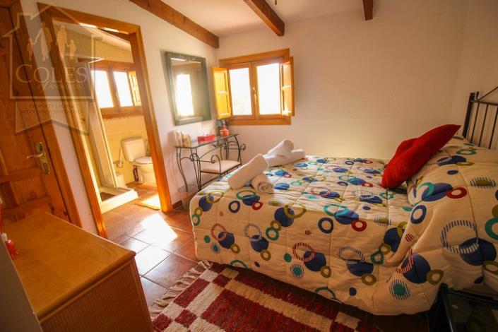 Image No.22-4 Bed Cortijo for sale