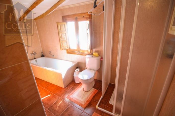 Image No.25-4 Bed Cortijo for sale