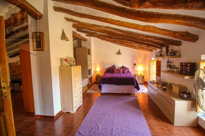 Image No.28-4 Bed Cortijo for sale