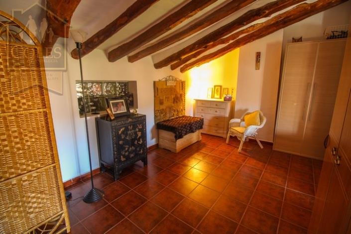 Image No.27-4 Bed Cortijo for sale