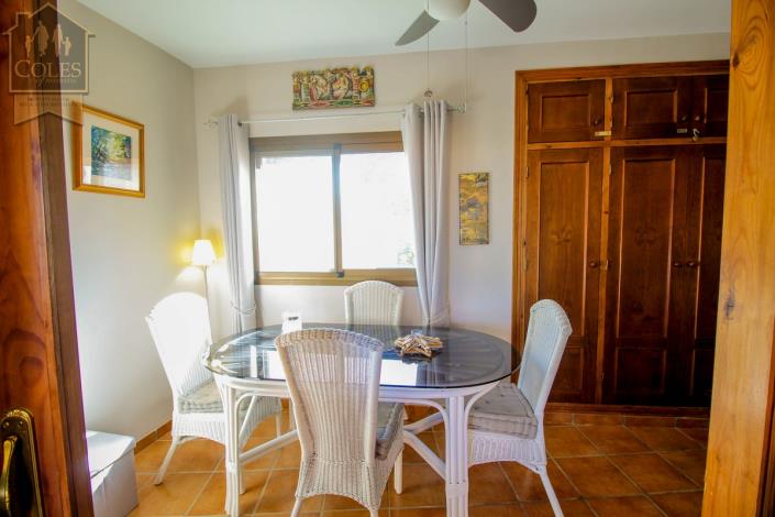 Image No.7-2 Bed Villa / Detached for sale