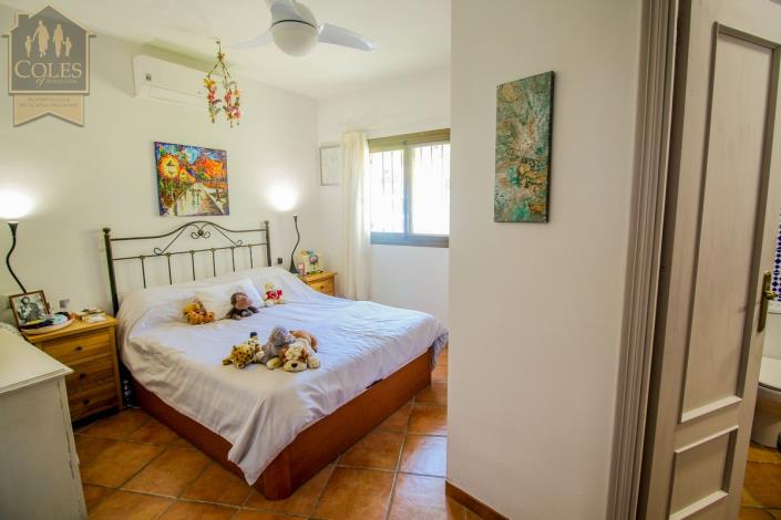 Image No.18-2 Bed Villa / Detached for sale