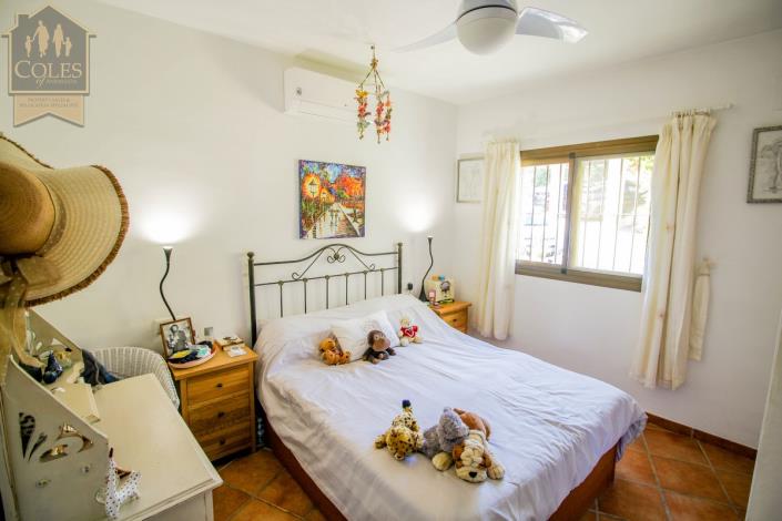 Image No.19-2 Bed Villa / Detached for sale