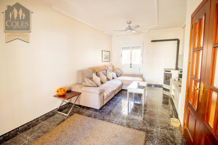 Image No.6-3 Bed Townhouse for sale