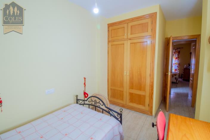 Image No.11-6 Bed Townhouse for sale