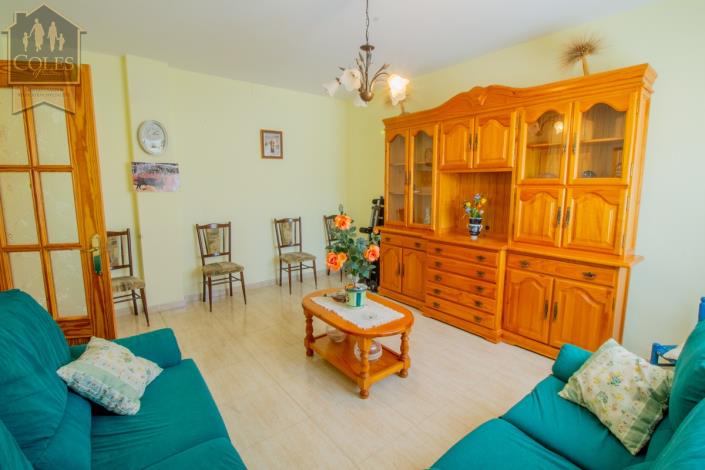 Image No.22-6 Bed Townhouse for sale