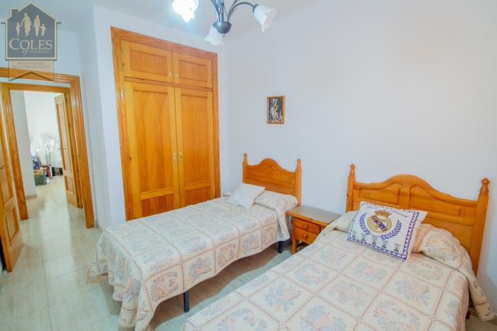 Image No.31-6 Bed Townhouse for sale