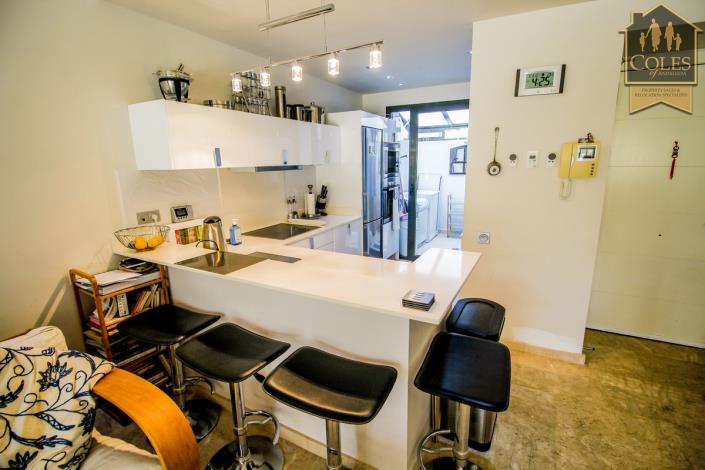 Image No.20-2 Bed Apartment for sale