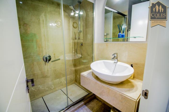 Image No.25-2 Bed Apartment for sale