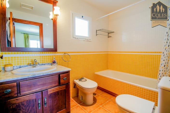 Image No.22-2 Bed Apartment for sale