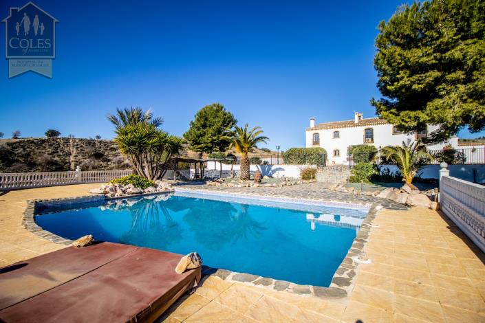 Image No.5-7 Bed Cortijo for sale