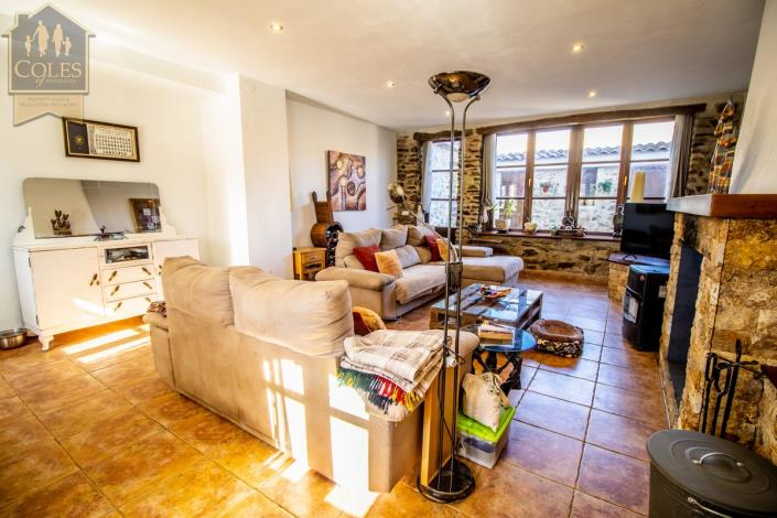 Image No.19-7 Bed Cortijo for sale