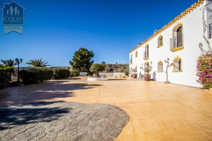 Image No.48-7 Bed Cortijo for sale
