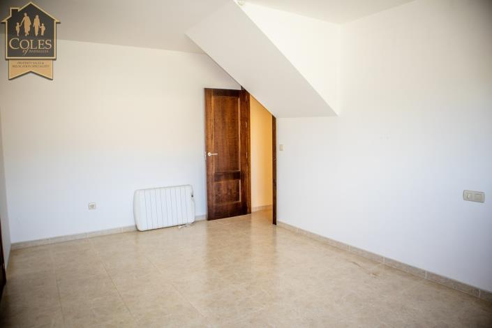 Image No.19-5 Bed Villa / Detached for sale