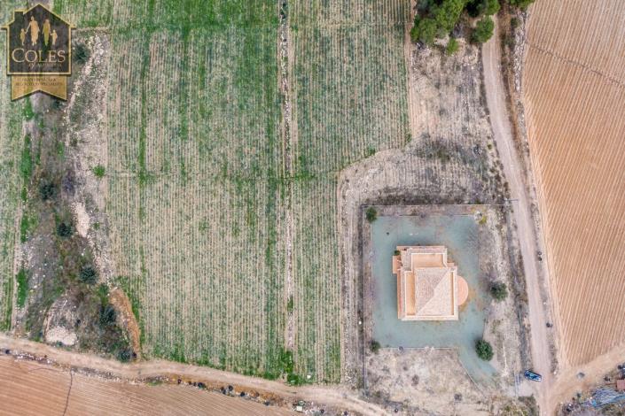 Image No.44-5 Bed Villa / Detached for sale