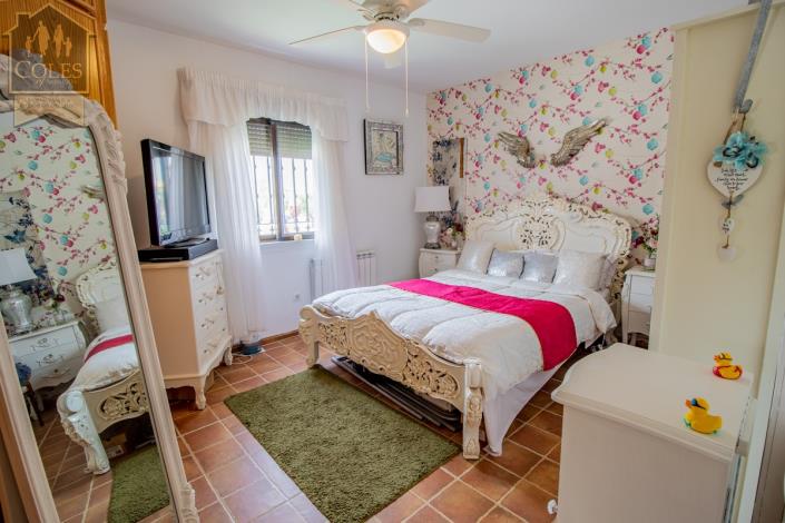 Image No.20-3 Bed Villa for sale