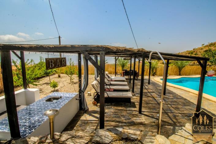 Image No.5-5 Bed Villa / Detached for sale