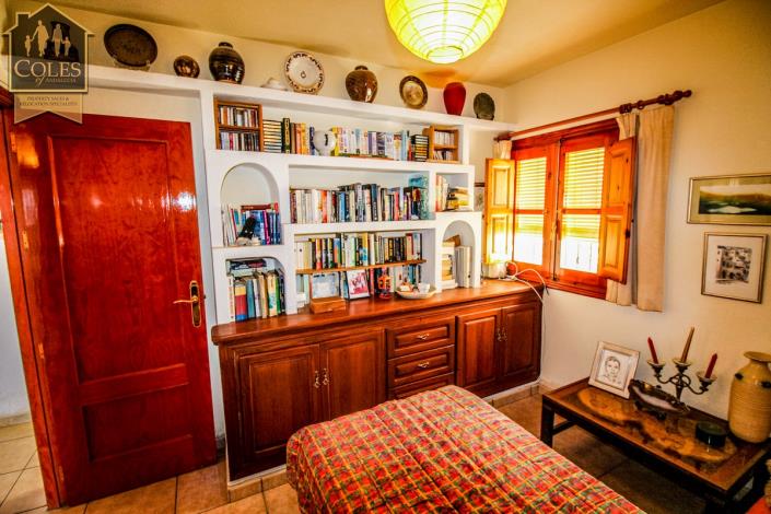 Image No.14-3 Bed Apartment for sale