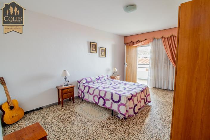 Image No.15-3 Bed Village House for sale