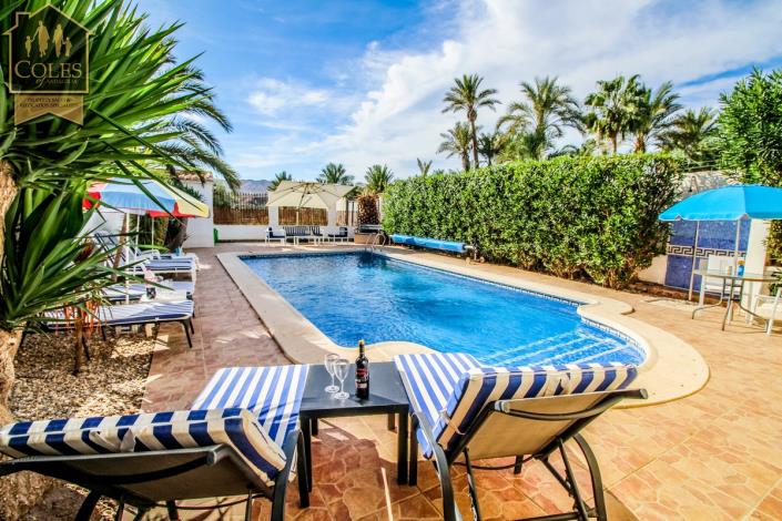 Image No.10-4 Bed Villa / Detached for sale