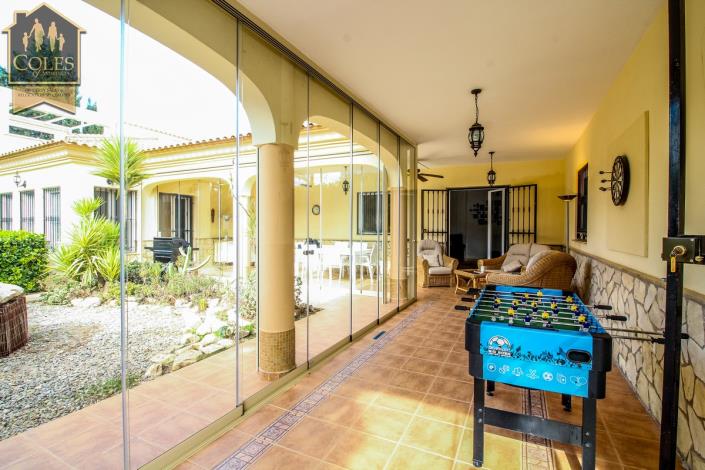 Image No.13-4 Bed Villa / Detached for sale