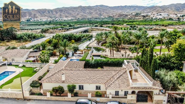 Image No.16-4 Bed Villa / Detached for sale