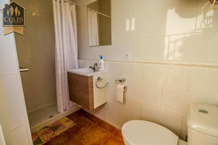 Image No.17-4 Bed Villa / Detached for sale