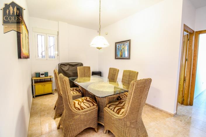 Image No.20-4 Bed Villa / Detached for sale