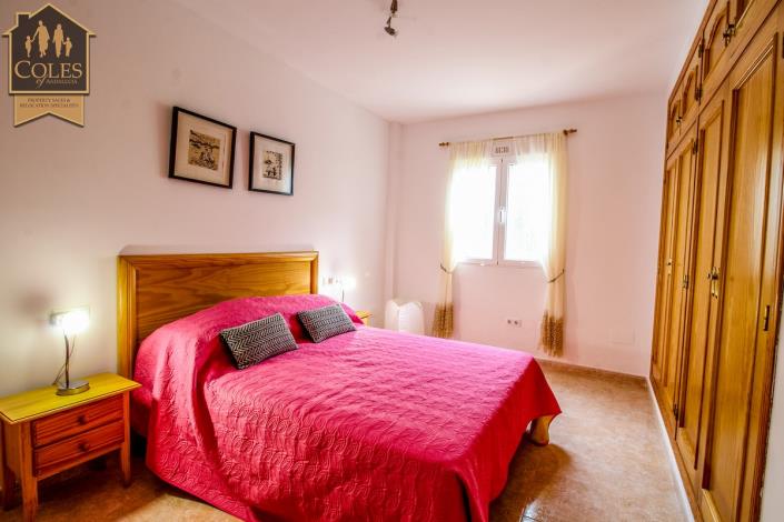 Image No.28-4 Bed Villa / Detached for sale