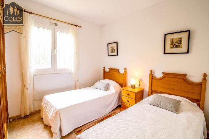 Image No.31-4 Bed Villa / Detached for sale