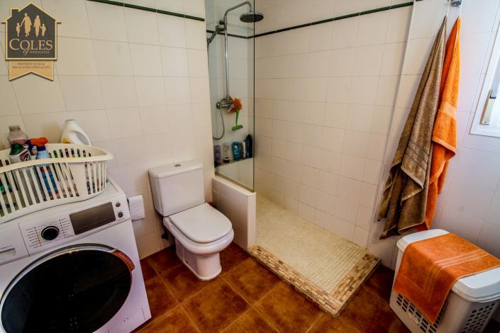 Image No.18-2 Bed Apartment for sale