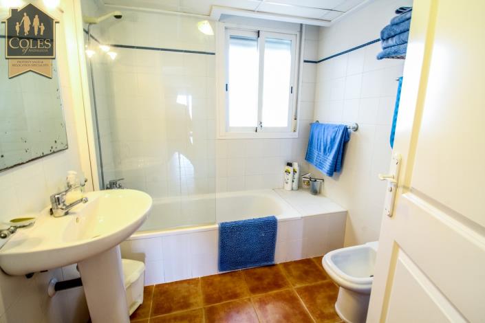 Image No.22-2 Bed Apartment for sale