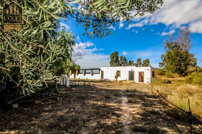 Image No.16-2 Bed Cortijo for sale