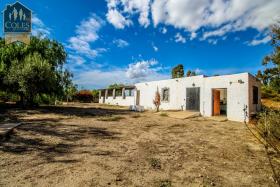 Image No.15-2 Bed Cortijo for sale