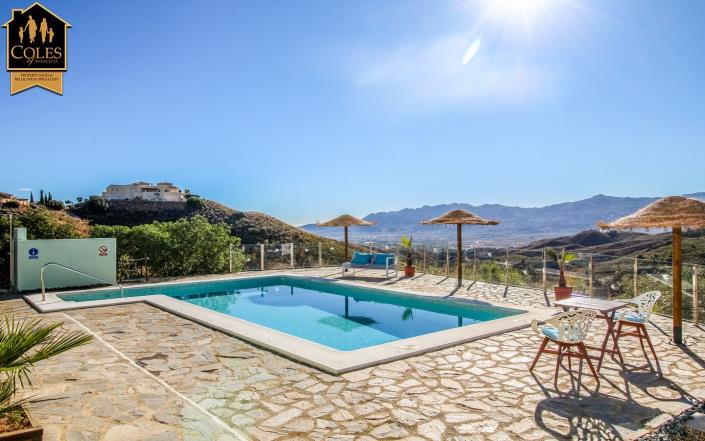 Image No.3-3 Bed Villa / Detached for sale