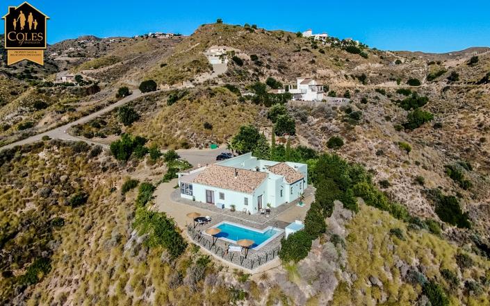 Image No.2-3 Bed Villa / Detached for sale