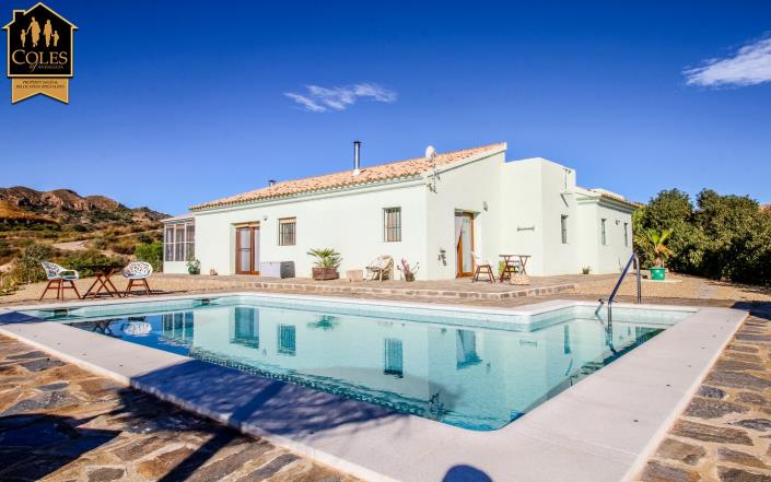 Image No.4-3 Bed Villa / Detached for sale