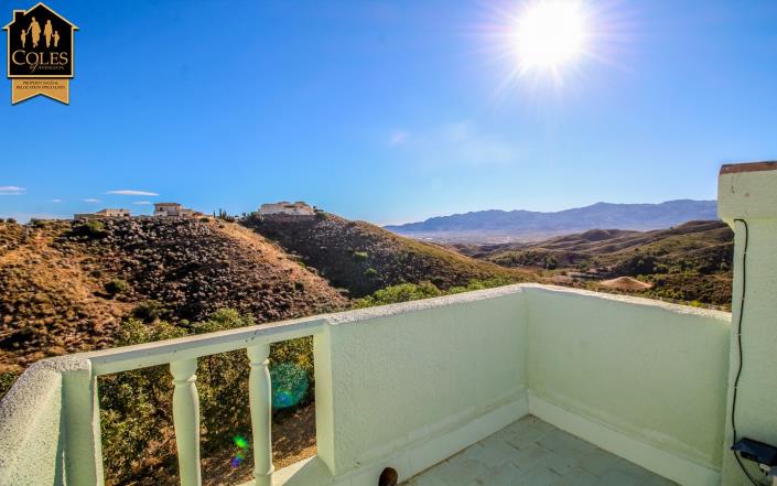 Image No.33-3 Bed Villa / Detached for sale