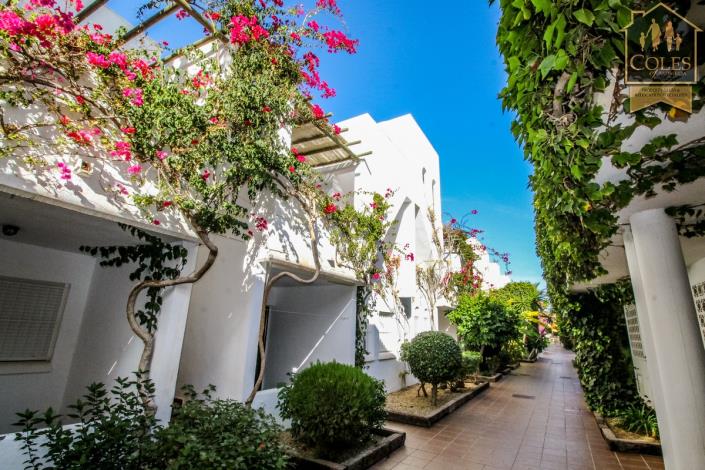 Image No.26-2 Bed Apartment for sale