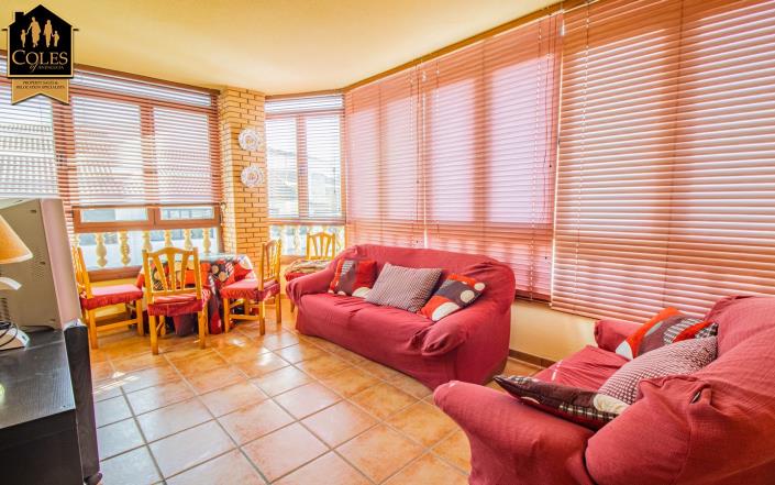 Image No.36-6 Bed Villa / Detached for sale