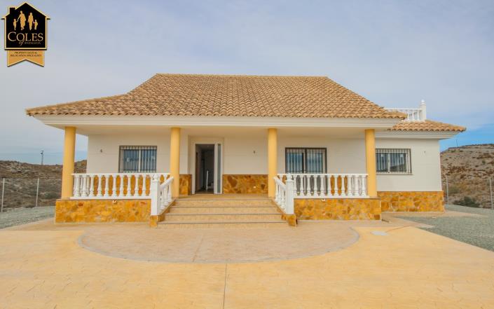 Image No.6-4 Bed Villa / Detached for sale
