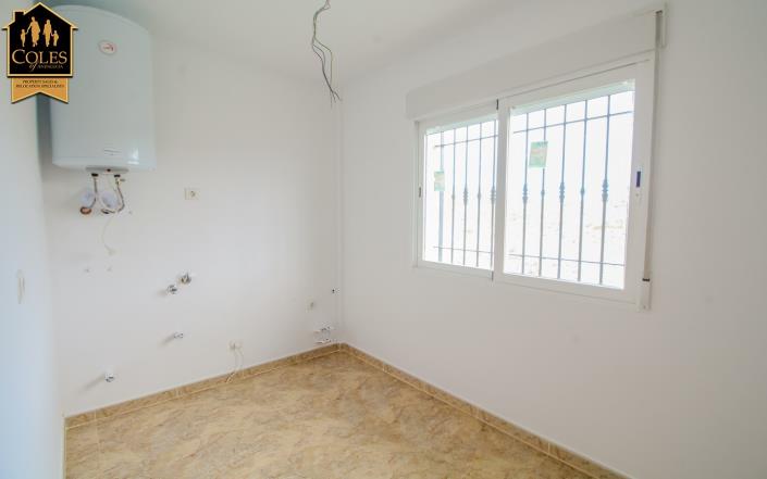 Image No.16-4 Bed Villa / Detached for sale