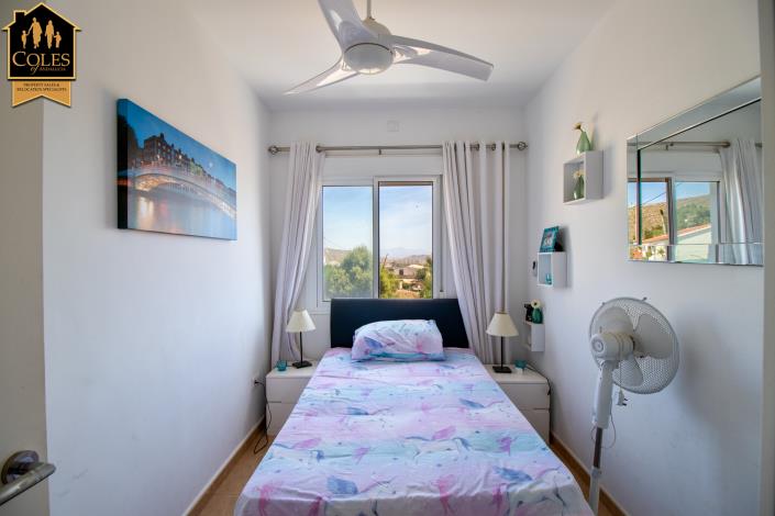 Image No.13-5 Bed Villa / Detached for sale