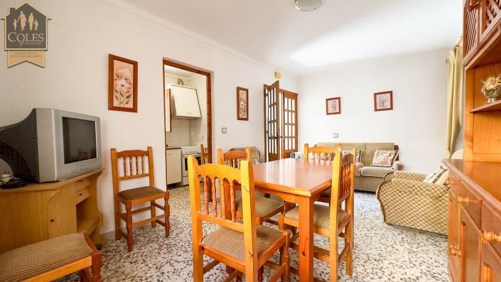 Image No.8-2 Bed Townhouse for sale