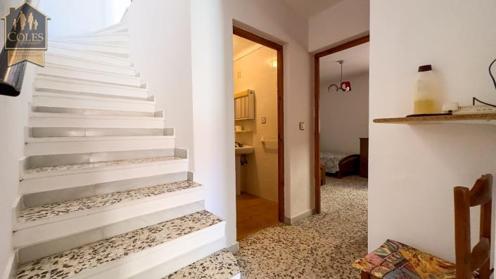 Image No.11-2 Bed Townhouse for sale