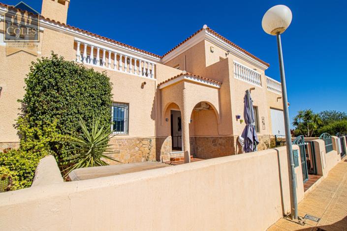 Image No.2-4 Bed Townhouse for sale