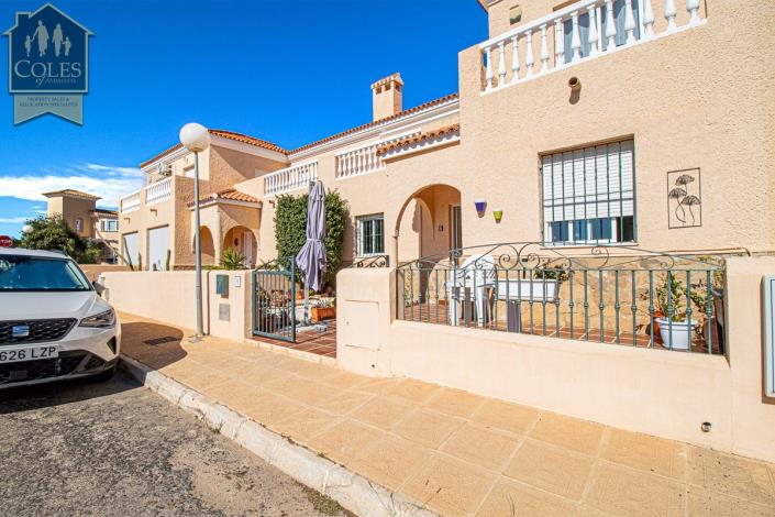 Image No.4-4 Bed Townhouse for sale