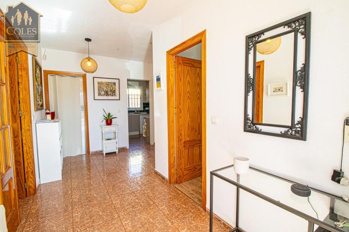 Image No.7-4 Bed Townhouse for sale