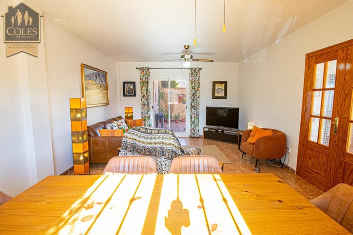 Image No.11-4 Bed Townhouse for sale